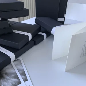 312 km DIE LINIE DURCH DAS LAND - eine Kunstbox mit Film